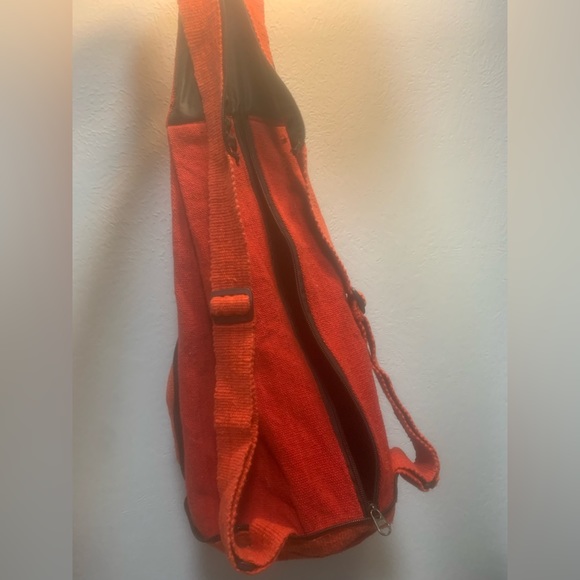 Backpack - Picture 3 of 3